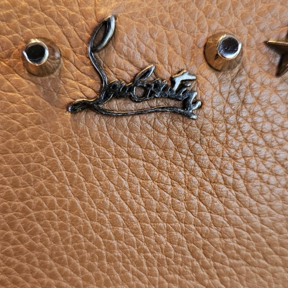 New Christian Louboutin MenTan Studded Wallet comes with dust bag - Picture 8 of 14